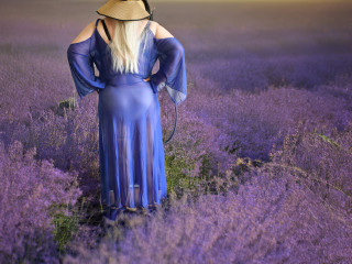 reifes Luder - Hallo, ich bin Euer persönliches Luder und sorge für viel Abwechslung. Ich werde Euch heftig zum Zucken bringen. Auch wenn Ihr es dominanter wollt, C**kold, Geldfetisch, Wi**sanleitung, Minischw**ze, seid ihr bei mir richtig. Ich bin zwar schon älter, aber ich habe es faustdick hinter den Ohren